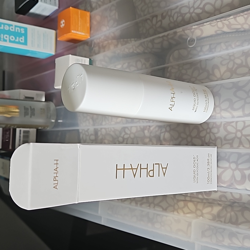 ALPHAH Liquid Gold with Glycolic Acid